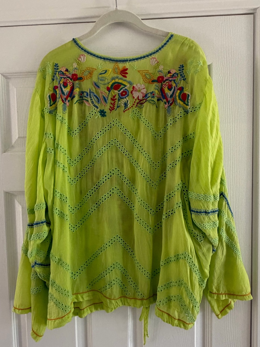 Johnny Was Perica Blouse - Picture 2 of 4
